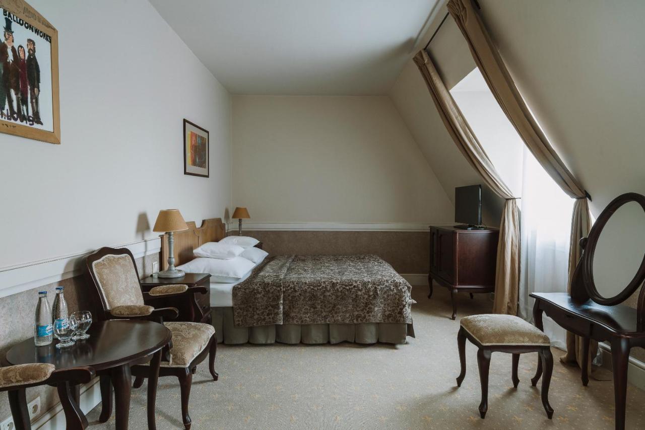 Hotel Art 4*
