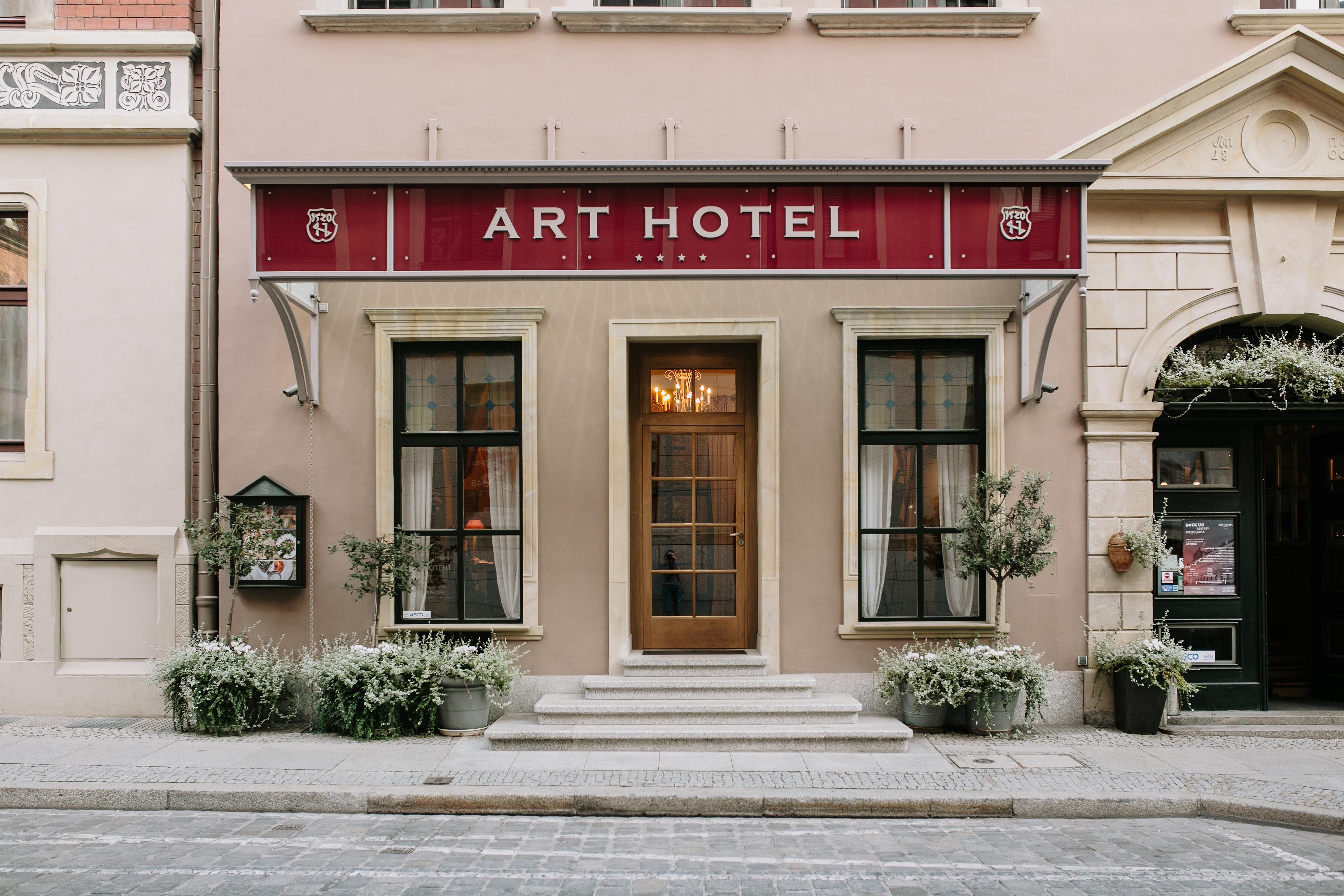 Art Hotel 4*